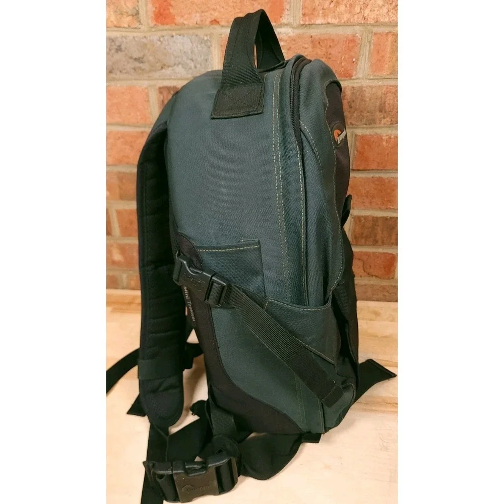 Lowepro Mini Trekker AW Camera Traveler Green Backpack‎ Bag W Dividers